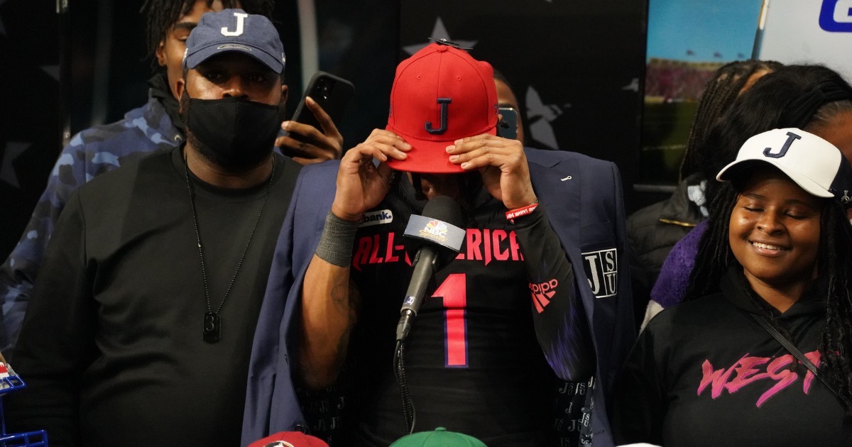 Travis Hunter helps pull fourstar WR Kevin Coleman to Jackson State