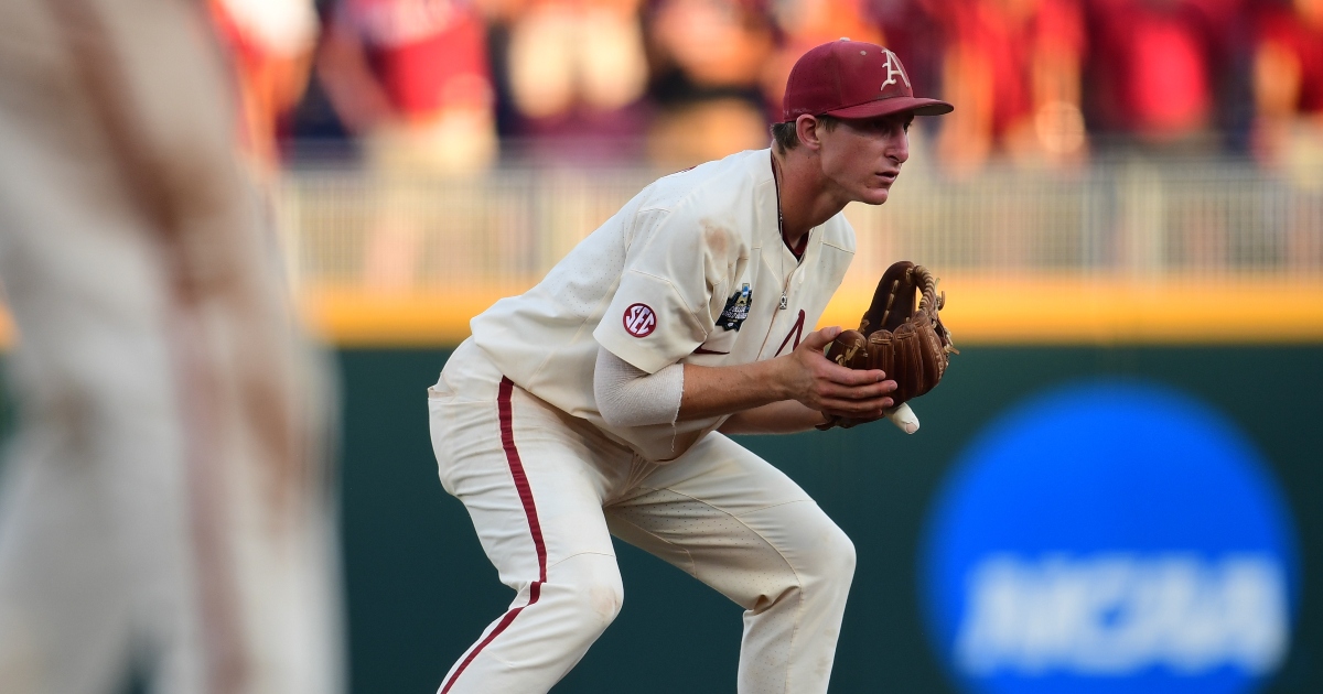 WATCH Arkansas Robert Moore blasts a solo shot in second inning On3