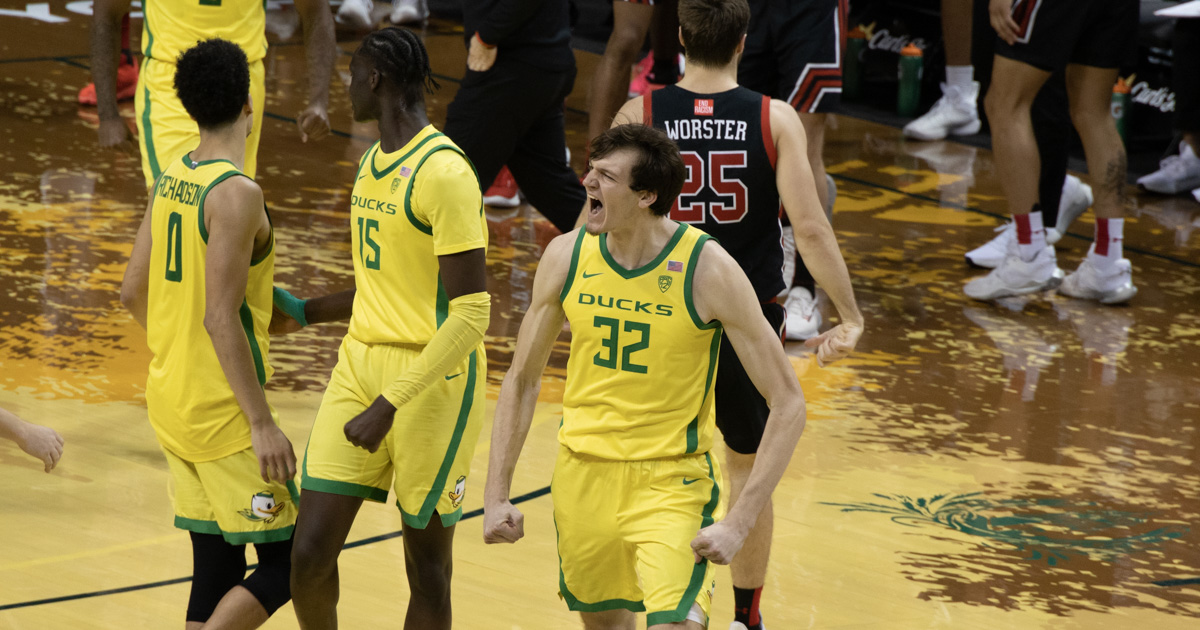Photo Gallery Oregon men's basketball's win over Utah On3