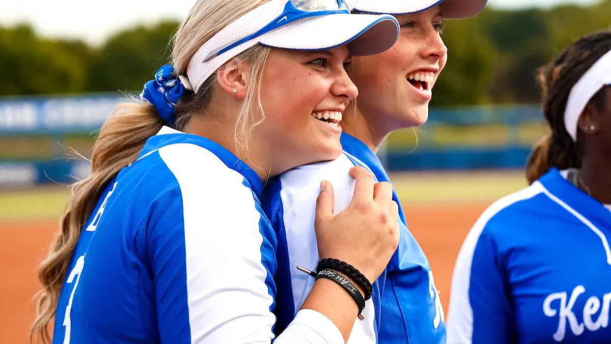 Kentucky Softball, Stephanie Schoonover Shine in Win at LMU