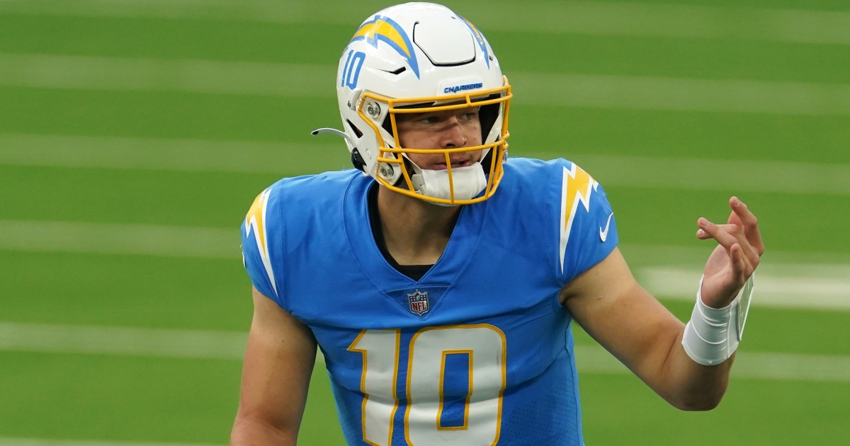 NFL insider Justin Herbert suffered fractured finger in Chargers' win