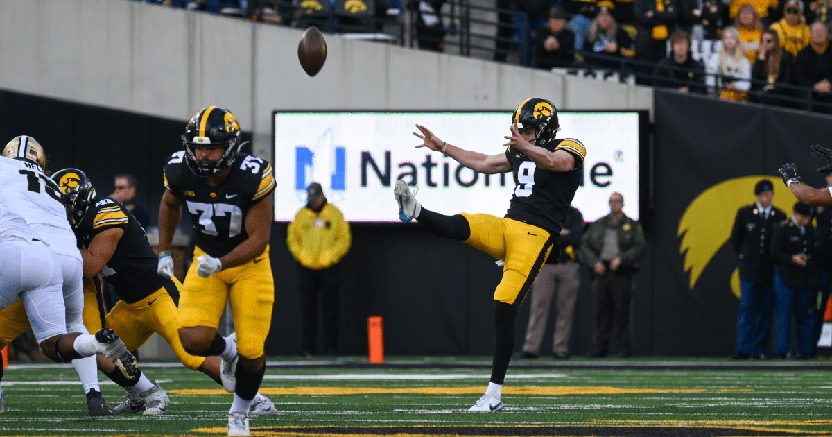Tory Taylor named Big Ten Special Teams Player of the Week