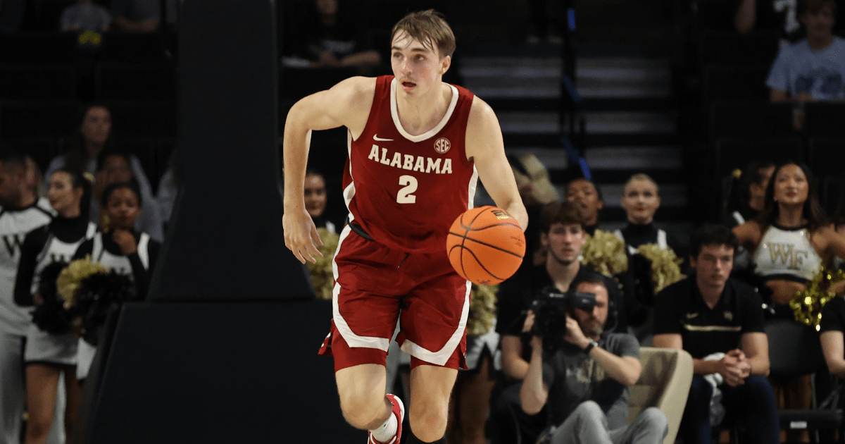 Alabama's Nelson, Sears on coaches preseason AllSEC team