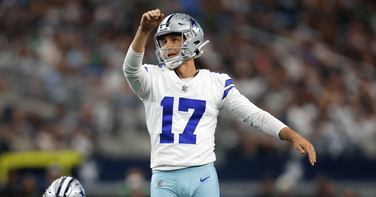 Brandon Aubrey's field goal streak ends in Week 18