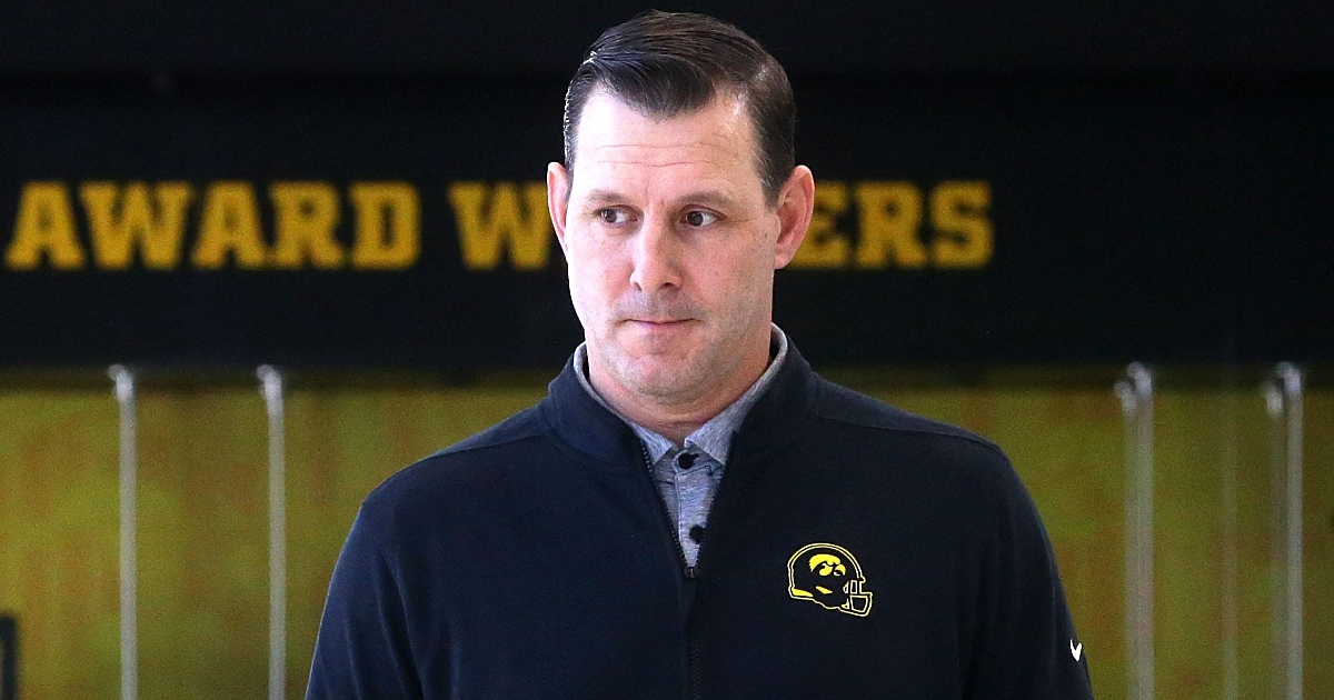 Analyzing how new Iowa OC Tim Lester, 'Drive to 325' could impact