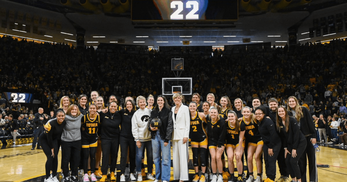 Video Caitlin Clark sees 22 jersey go into the rafters
