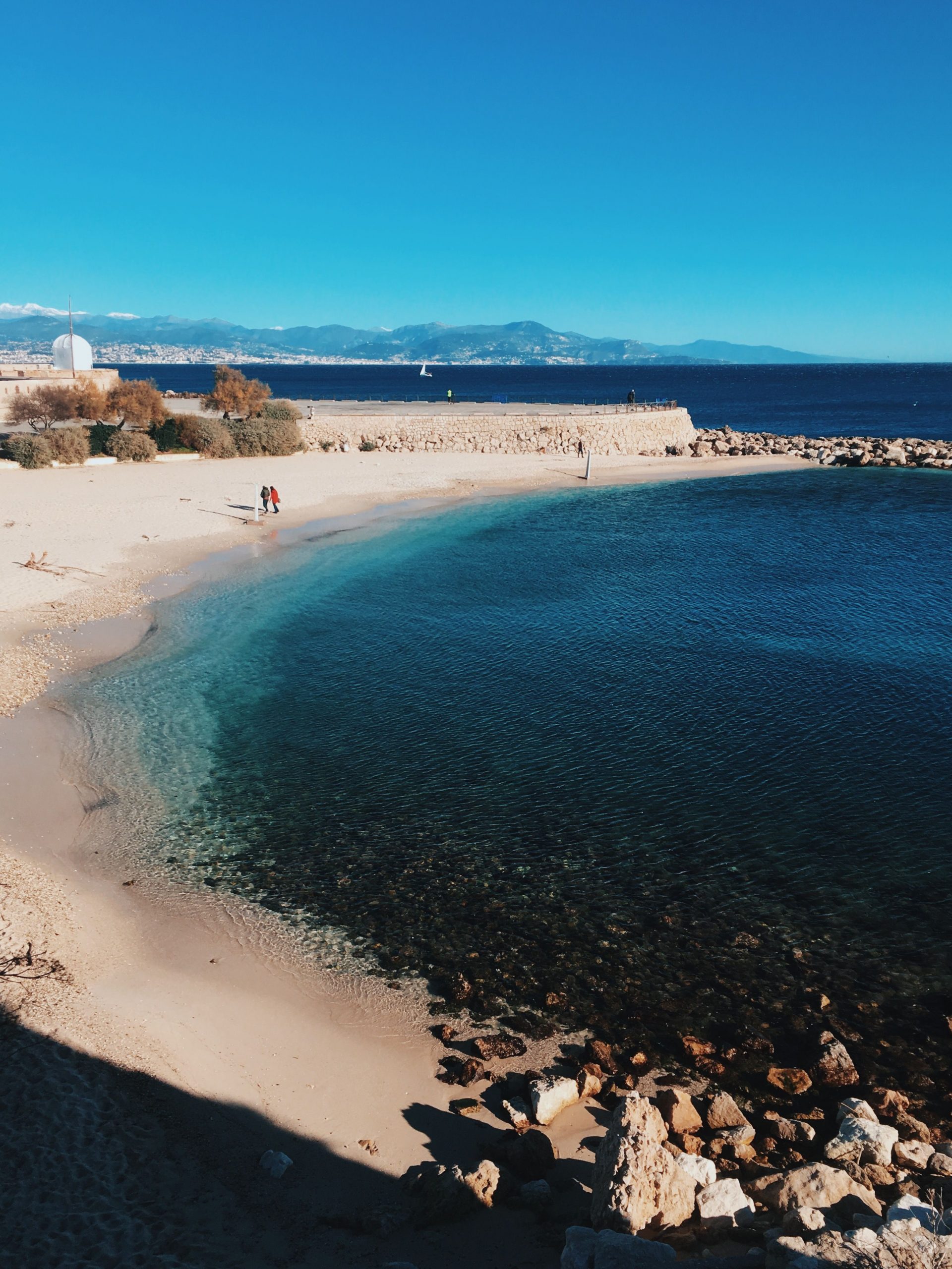Cap d'Antibes et la Baie des Milliardaires ONA