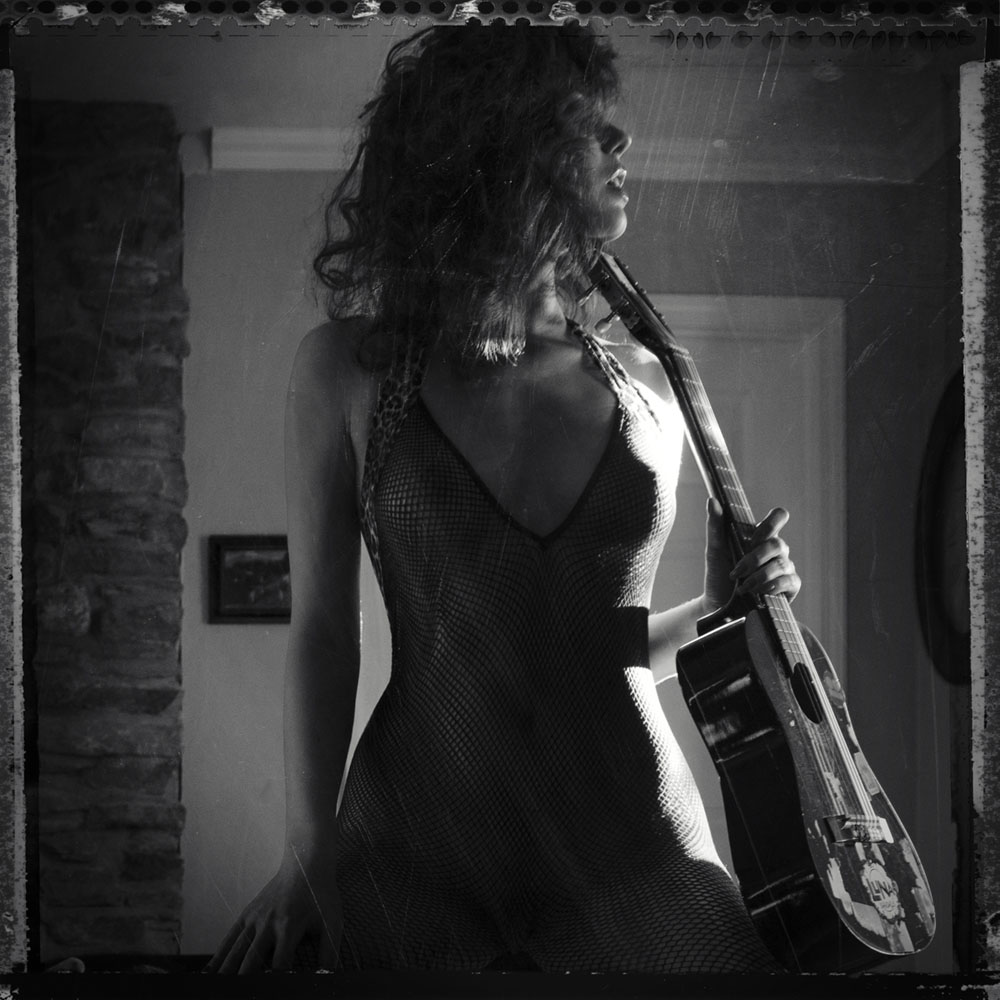 Ona Artist – photos, music, fans, fun