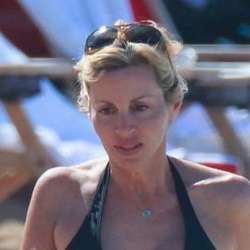 Camille Grammer Wearing Bikini in Kona – Celebrity Wiki -> onceleb.wiki