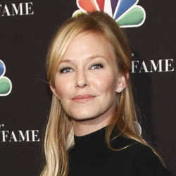 Kelli Giddish – Celebrity Wiki -> onceleb.wiki