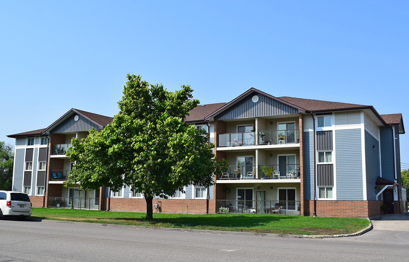 Exceptional Amenities Number One Broadway Place