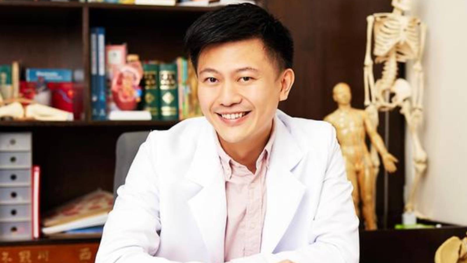 Pornsak AKA Dr Porn is Now A FullTime TCM Physician; Helped A Fellow Celeb With His Hair Loss