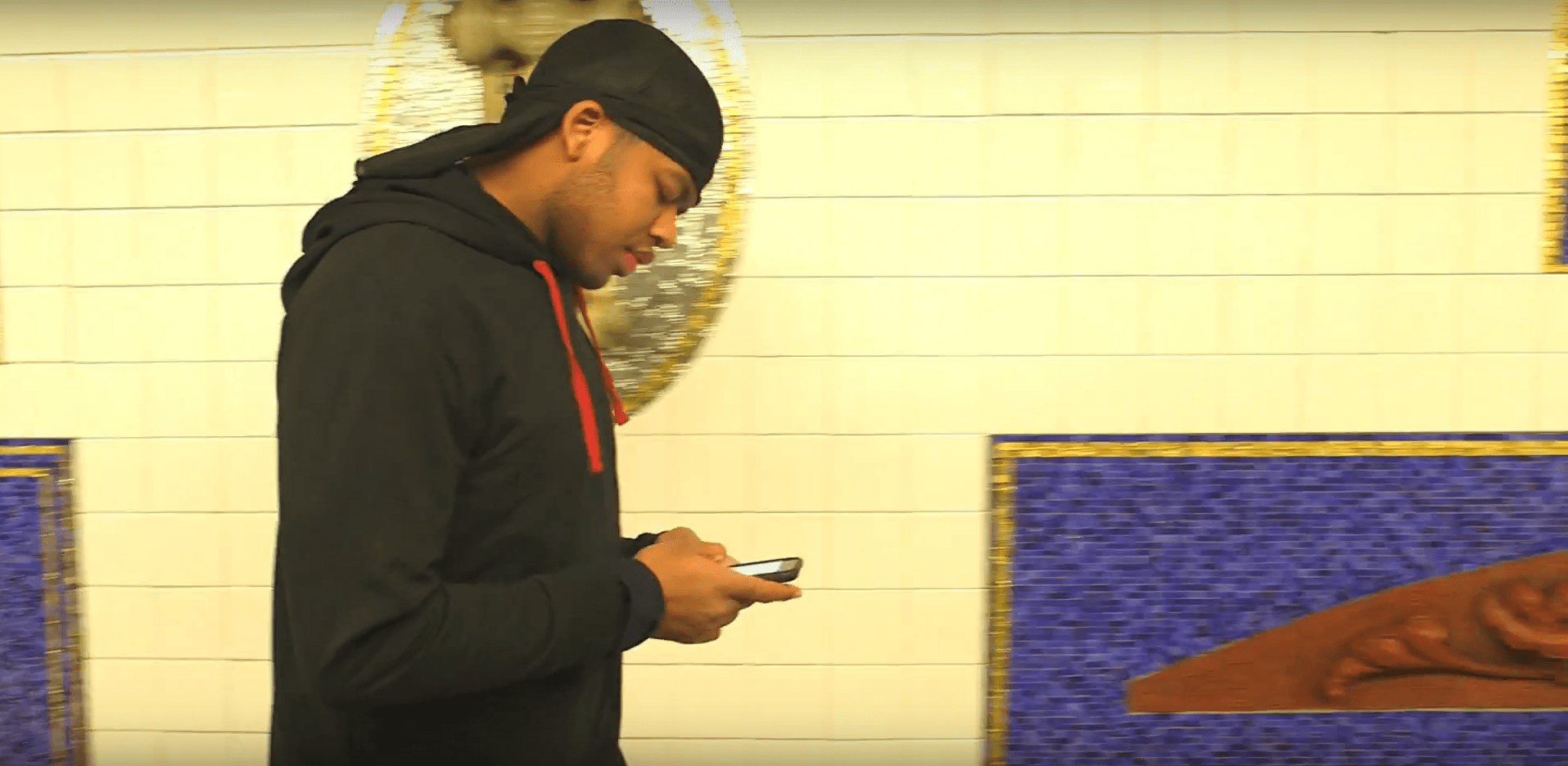 Short Film Review “Texting In New York City” One Film Fan