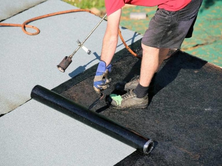 Can You Use Flex Seal on Metal? (Quick Answers) OneHappyLemon