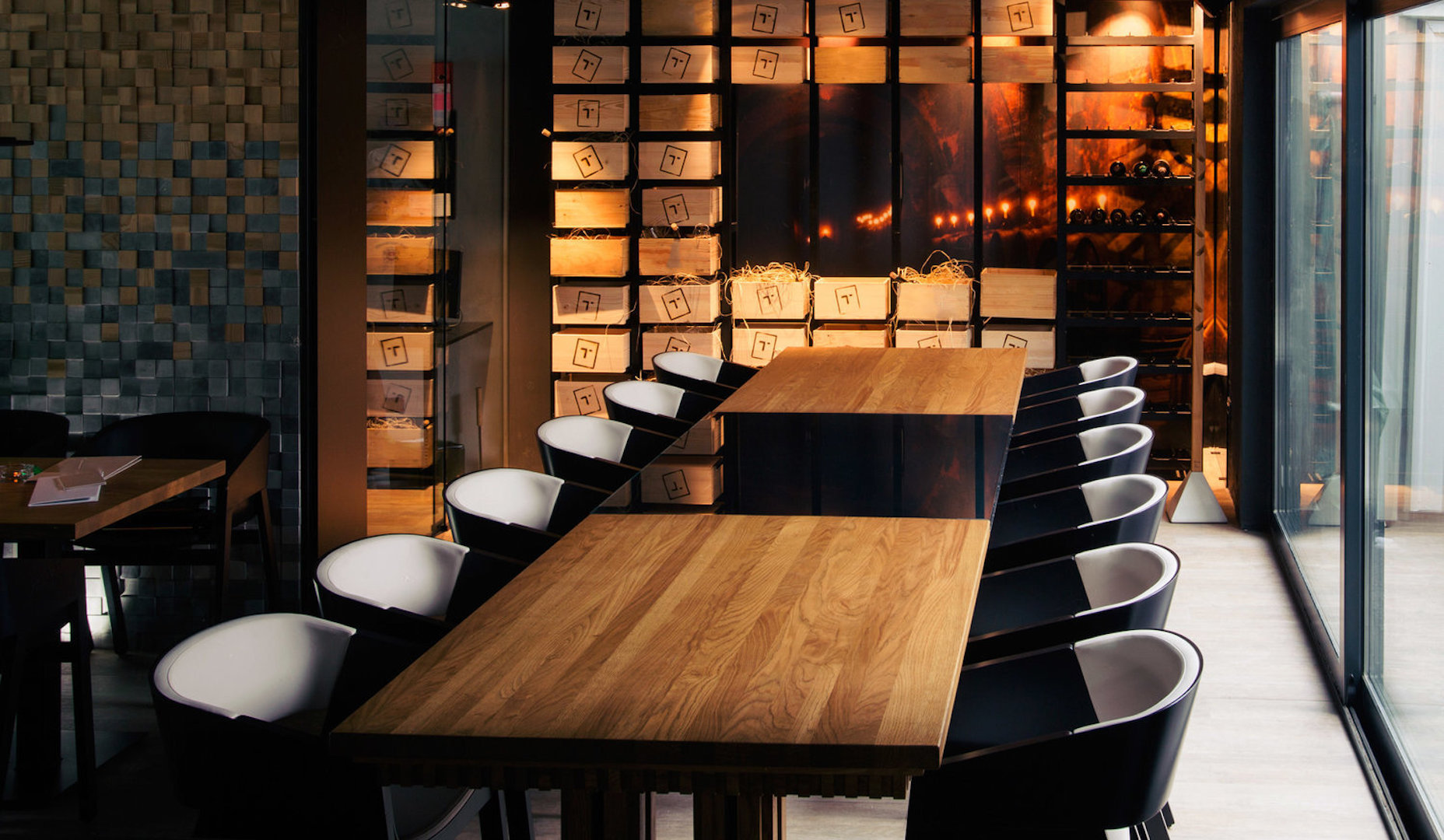 Bird is the word. Yardbird Restaurant & Bar to be exact One Hour Out