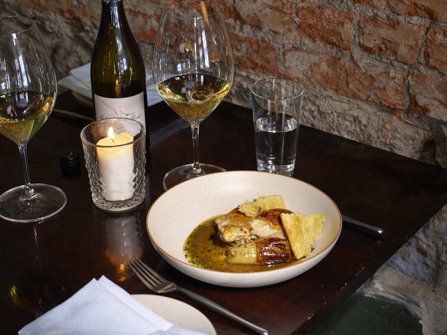 Old world charm brings gold rush era pub back to life in Geelong One Hour Out