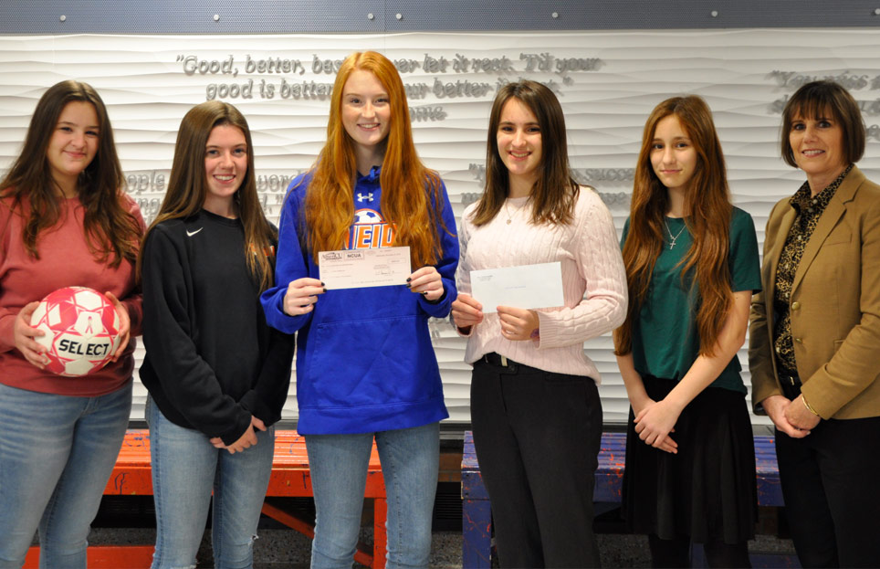 Oneida High School Students Raise Funds for Breast Cancer Oneida