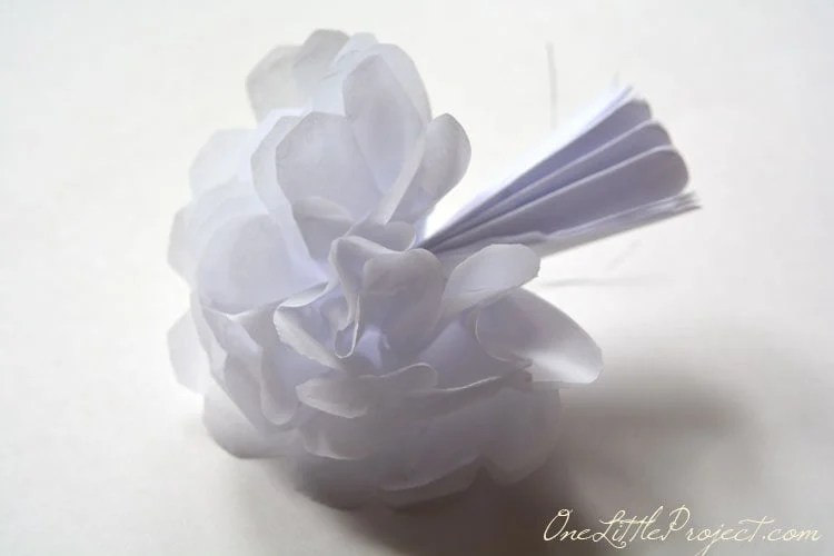 Gift wrapping with tissue paper flowers