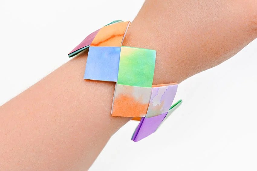 Paper Bracelets How to Make a Folded Paper Bracelet