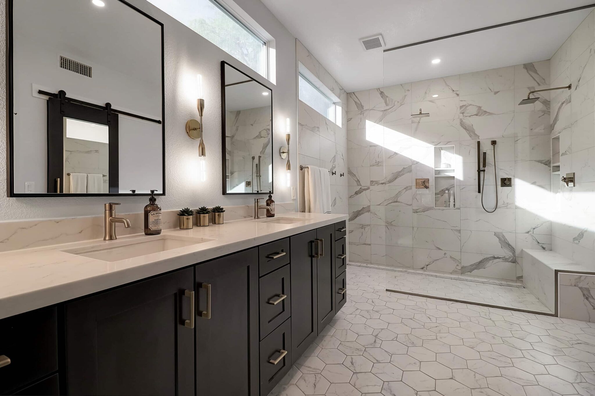 18 Timeless Doorless Showers to Enhance Your Bathing Experience Onelmon