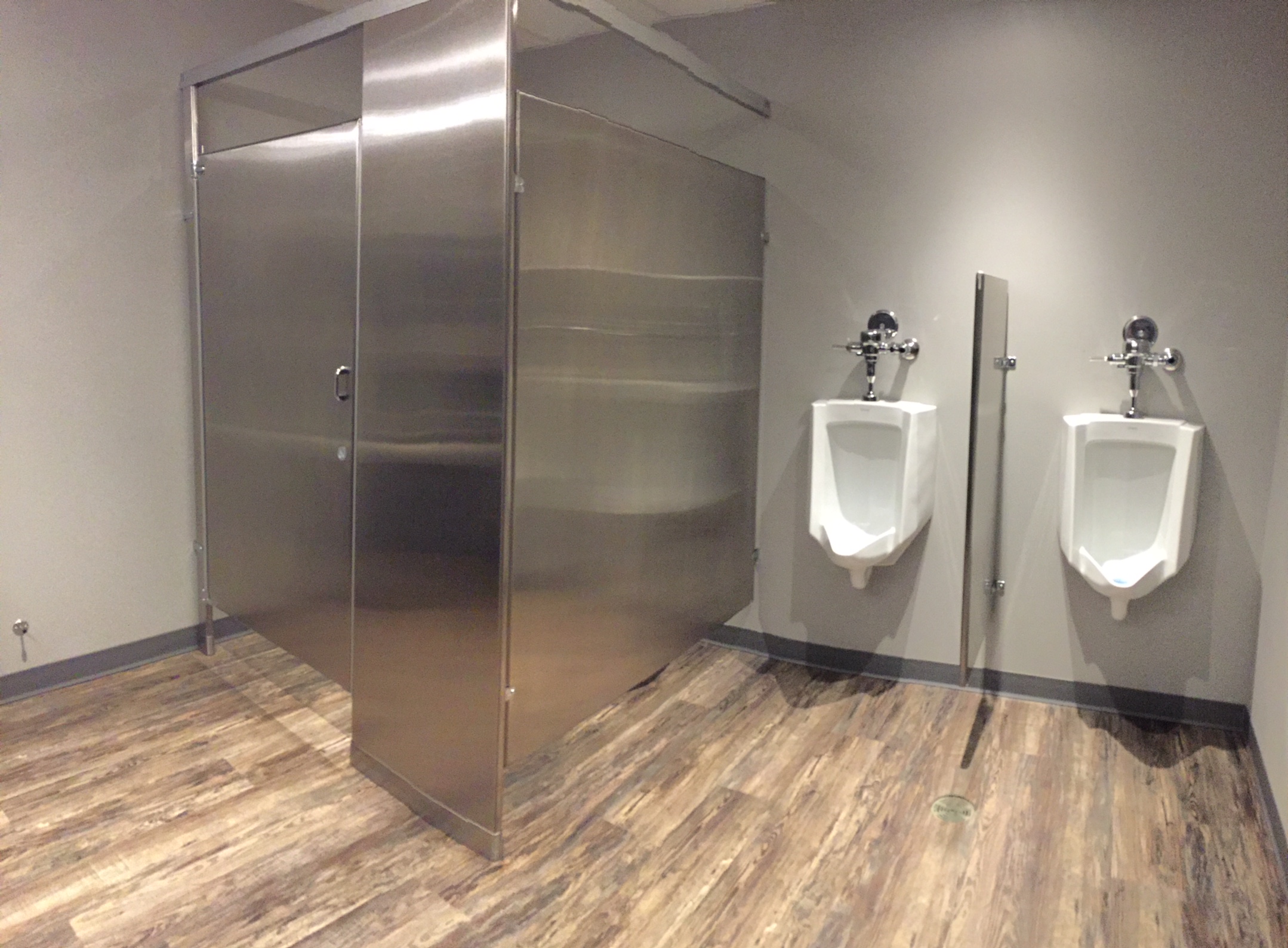 Chicago Bathroom Partitions One Point Partitions
