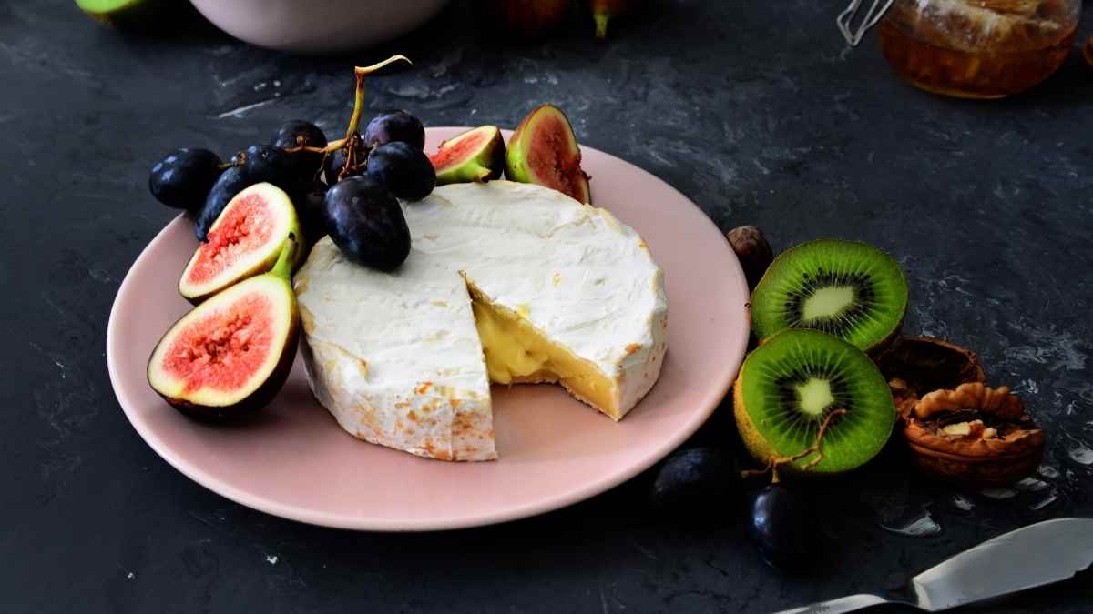 Can You Freeze Brie Does It Change The Taste