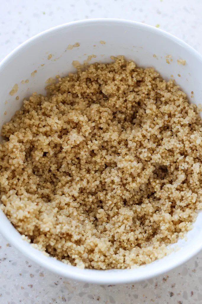 Quick and Healthy How To Cook Fluffy Quinoa in the Microwave