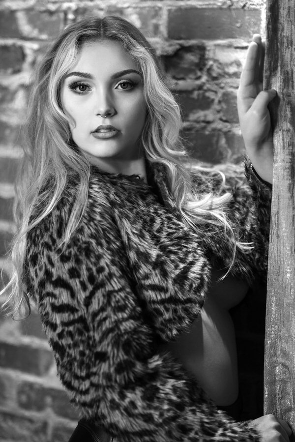 Atlanta boudoir photographer One Soul Boudoir 1 in luxury