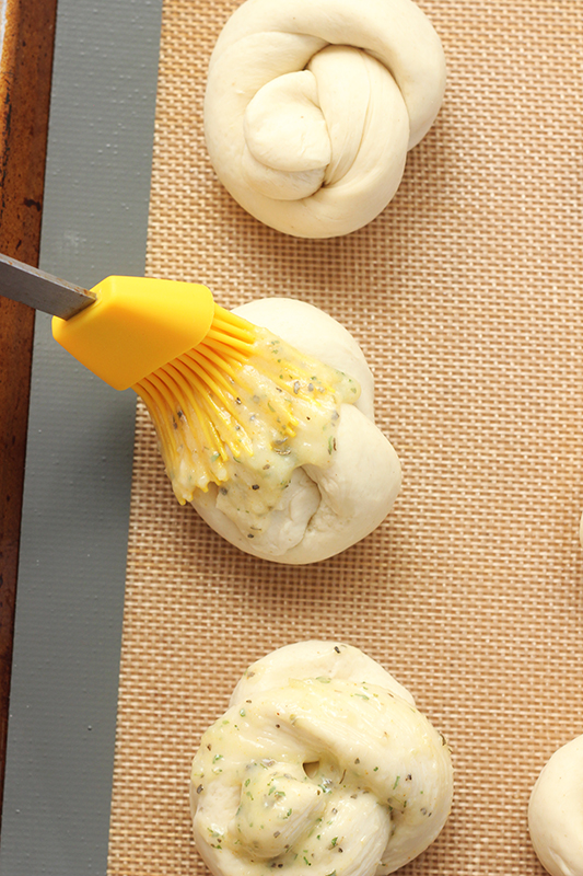 Easy Garlic Knots with Pizza Dough One Sweet Appetite