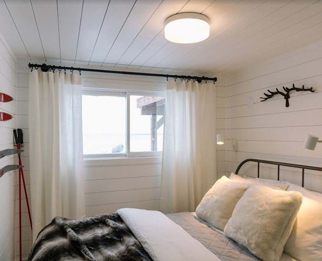 HGTV's Scott's Vacation House Rules One Three Design