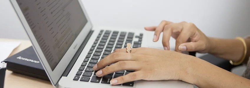 What’s the difference between online and distance learning