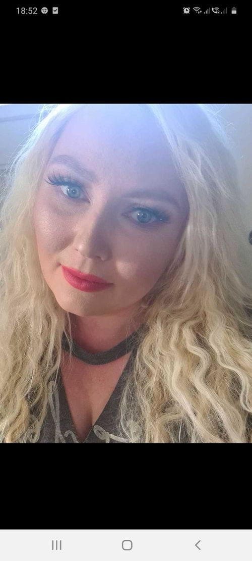 Leanne - leanneeasthope OnlyFans
