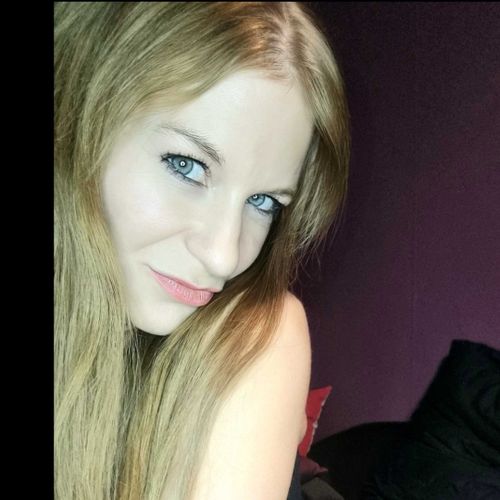 ALEXIS HEALY SFW - alexishealyfree OnlyFans