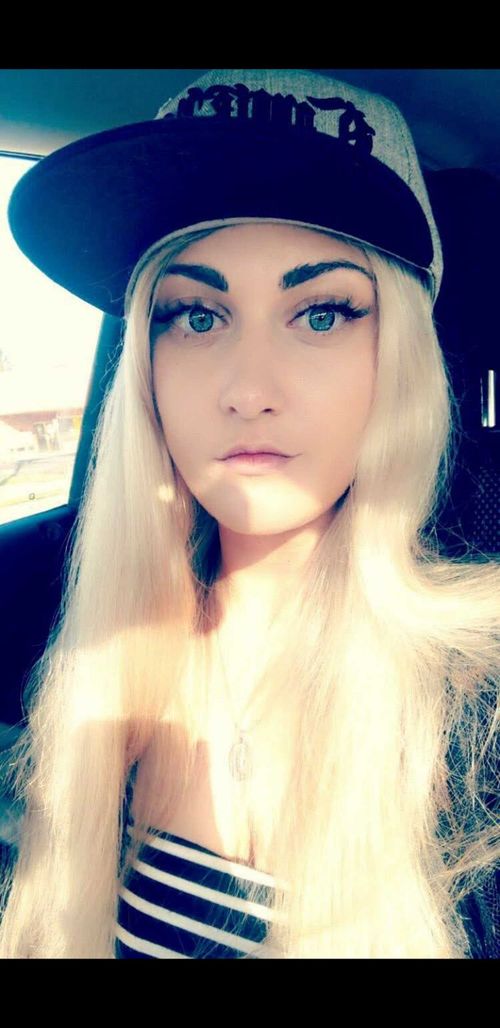 Little Miss WetWet - snowescape OnlyFans