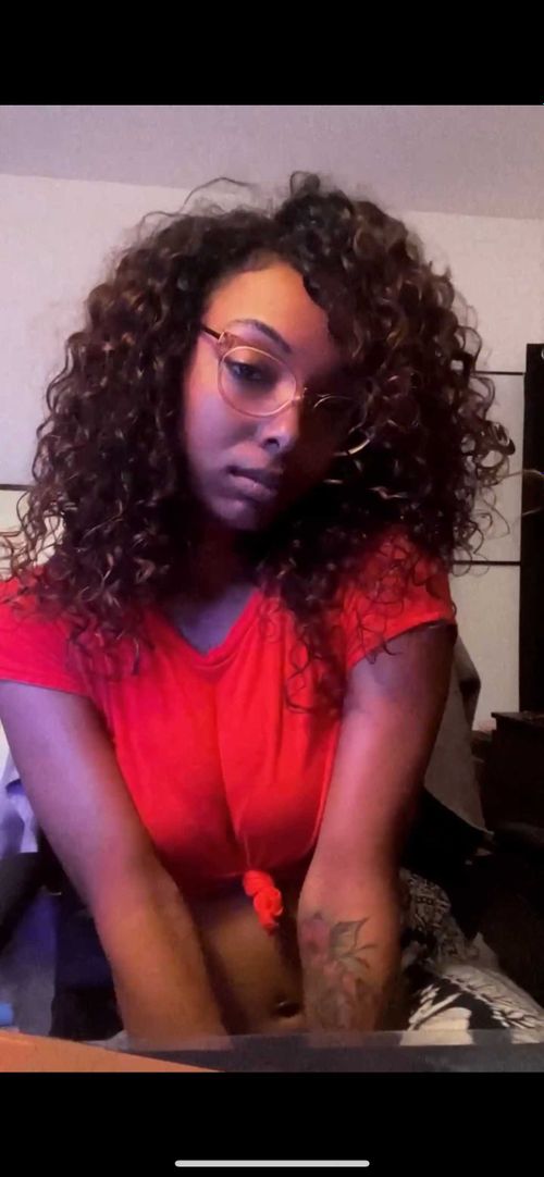 Viollet roses - violletroses OnlyFans