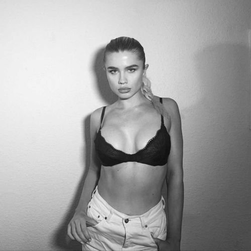 Erin James - erinmiajames OnlyFans