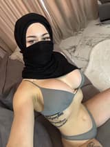 Average Male OnlyFans Income – How Much Can You Earn? 2025