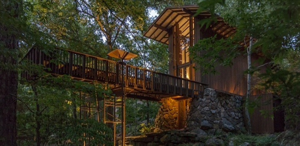 Unique Getaways in Arkansas Only In Arkansas