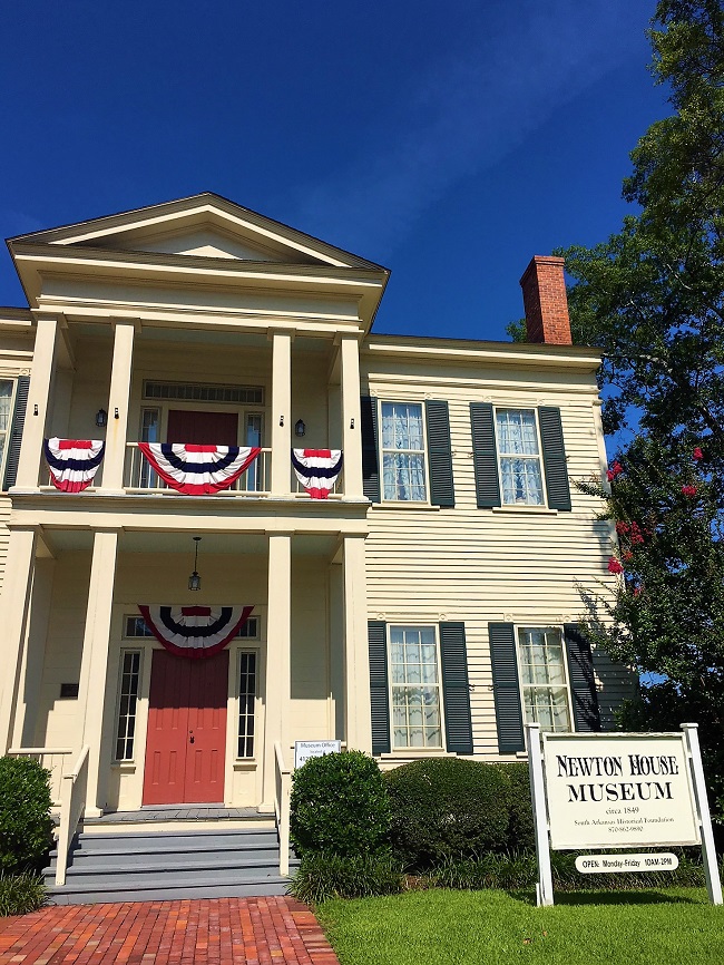 The Newton House Where Southern Memories Live Only In Arkansas