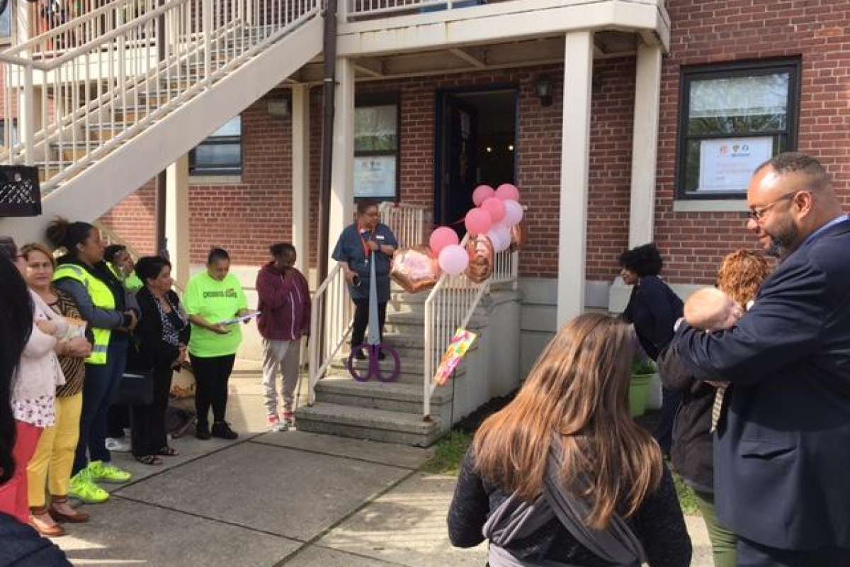 Resource Hub At P.T. Barnum Apartments Brings Residents, Police Together Only In Bridgeport®