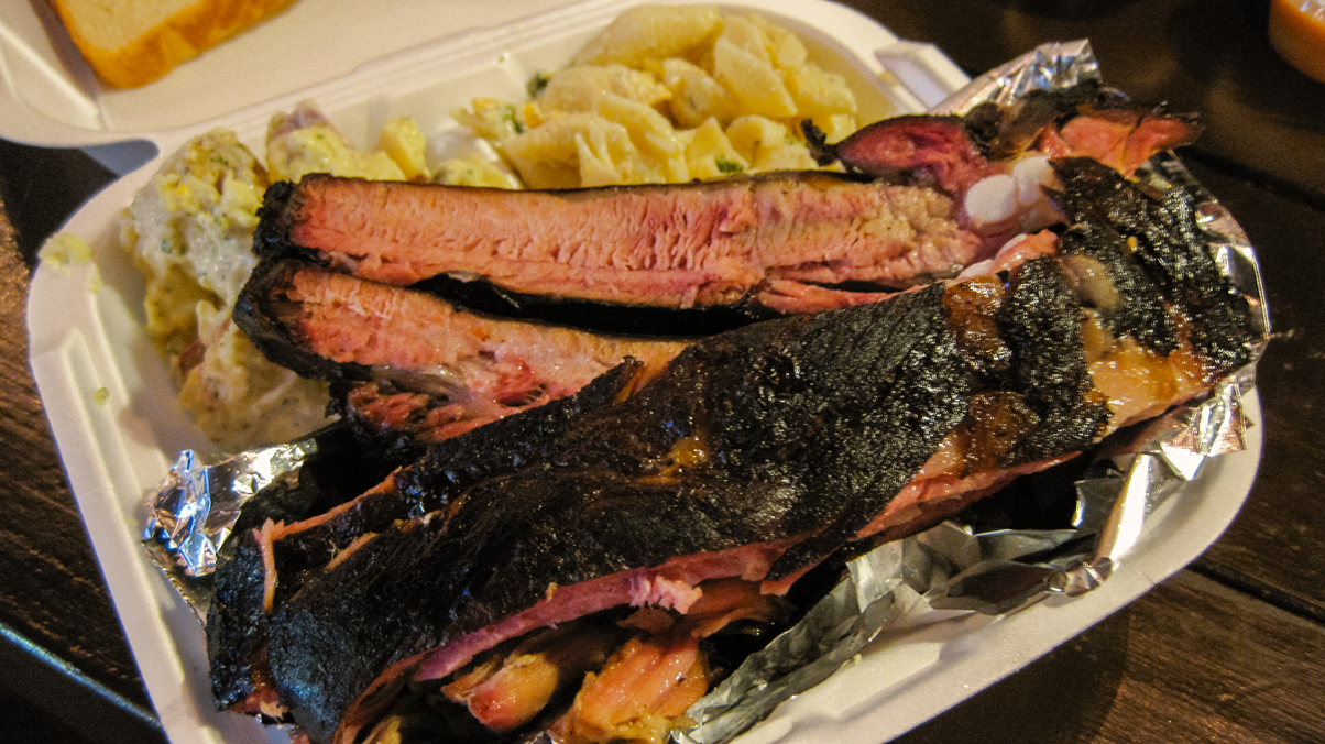 Ribit's BBQ Only In Tampa Bay