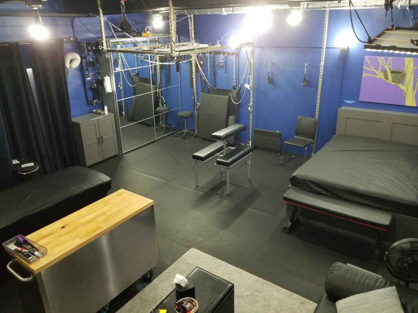 Doghouse Leathers Seattle Swingers Lifestyle Club with