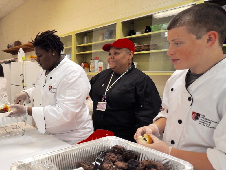 MPS launches new twoyear culinary program for high school students OnMilwaukee