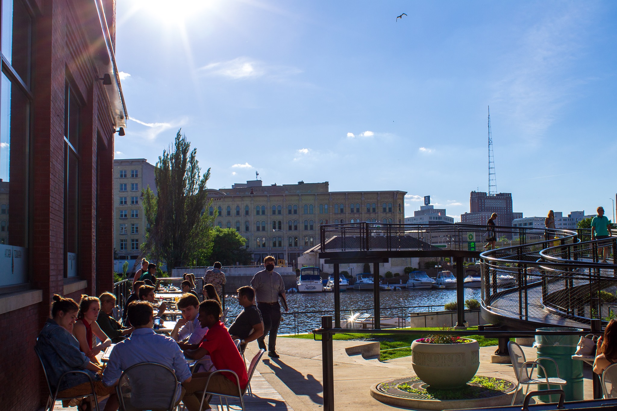 third ward restaurants with outdoor seating Big Gambler Microblog