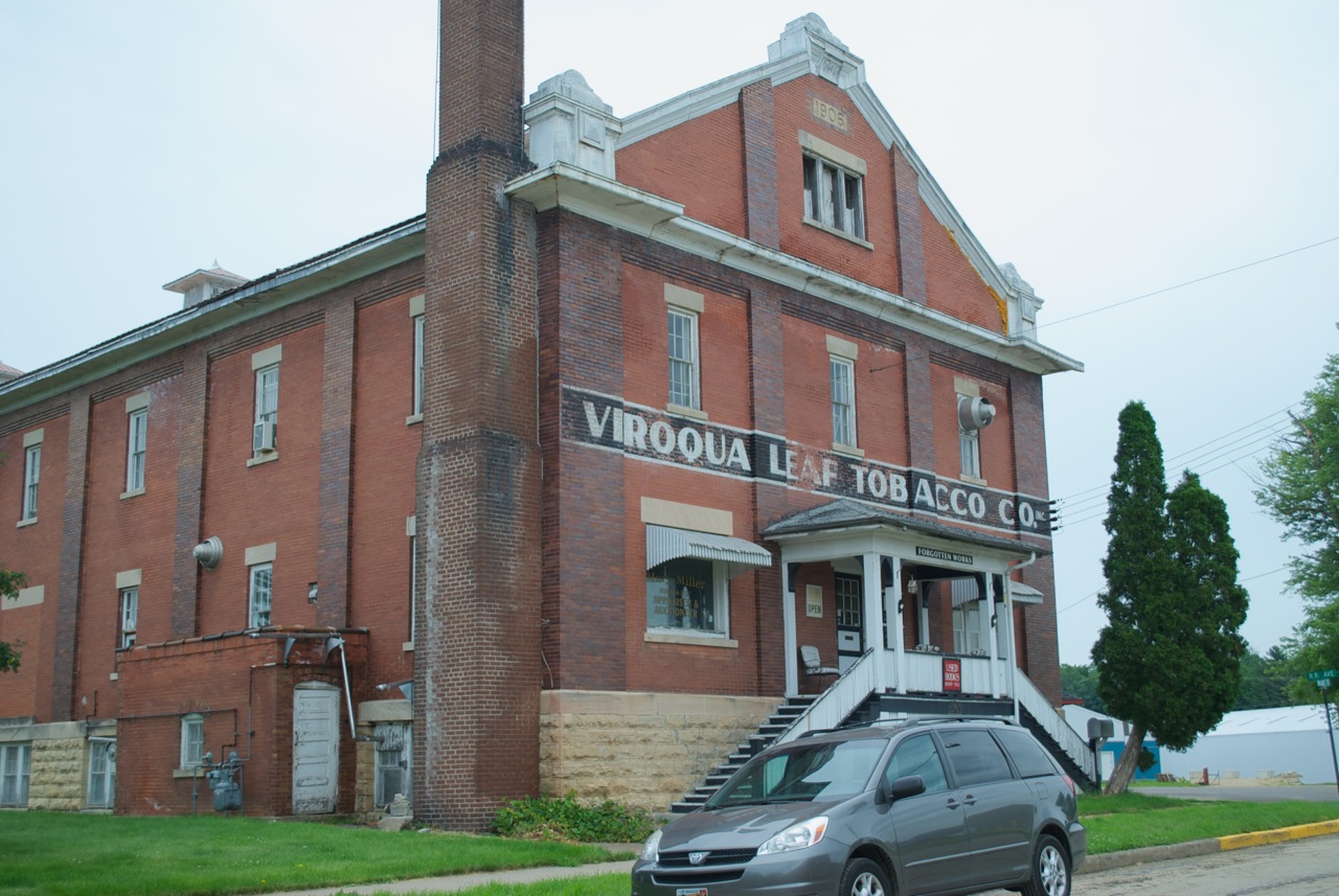 Former Milwaukeeans find serenity and community in smalltown Viroqua