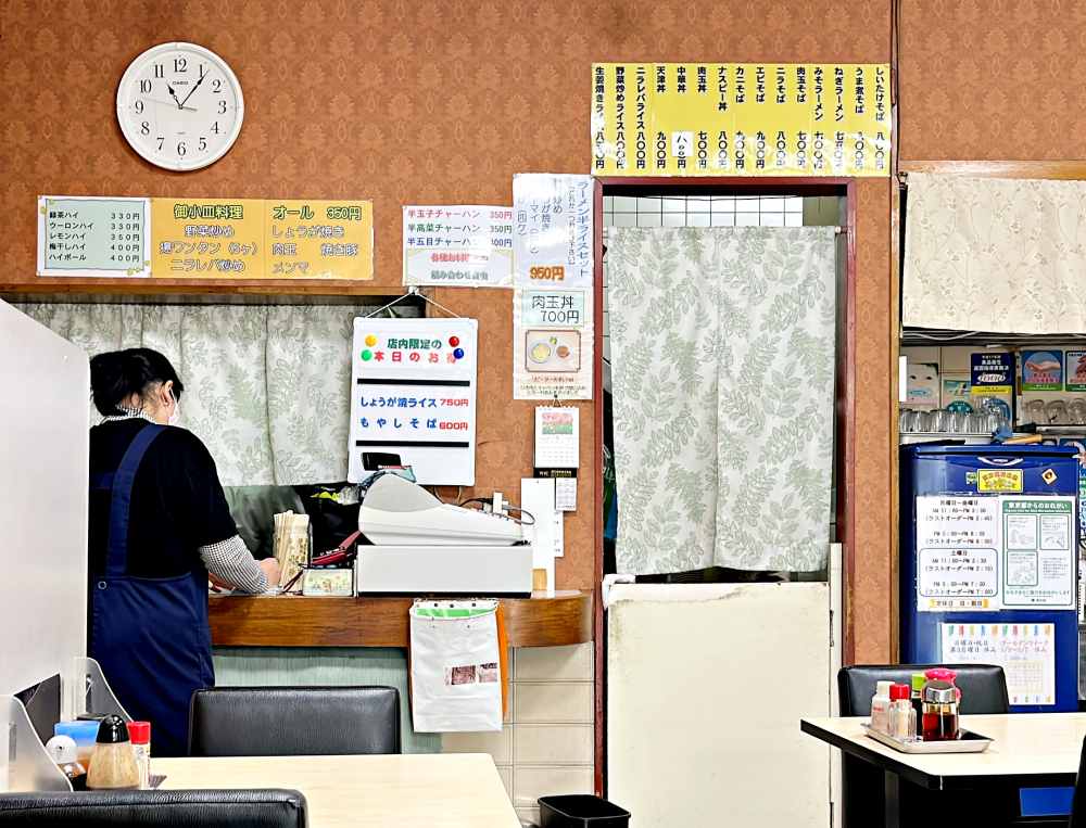 浅草橋「大勝軒」美味しい肉玉丼。 - 元祖 カレー研究家 小野員裕