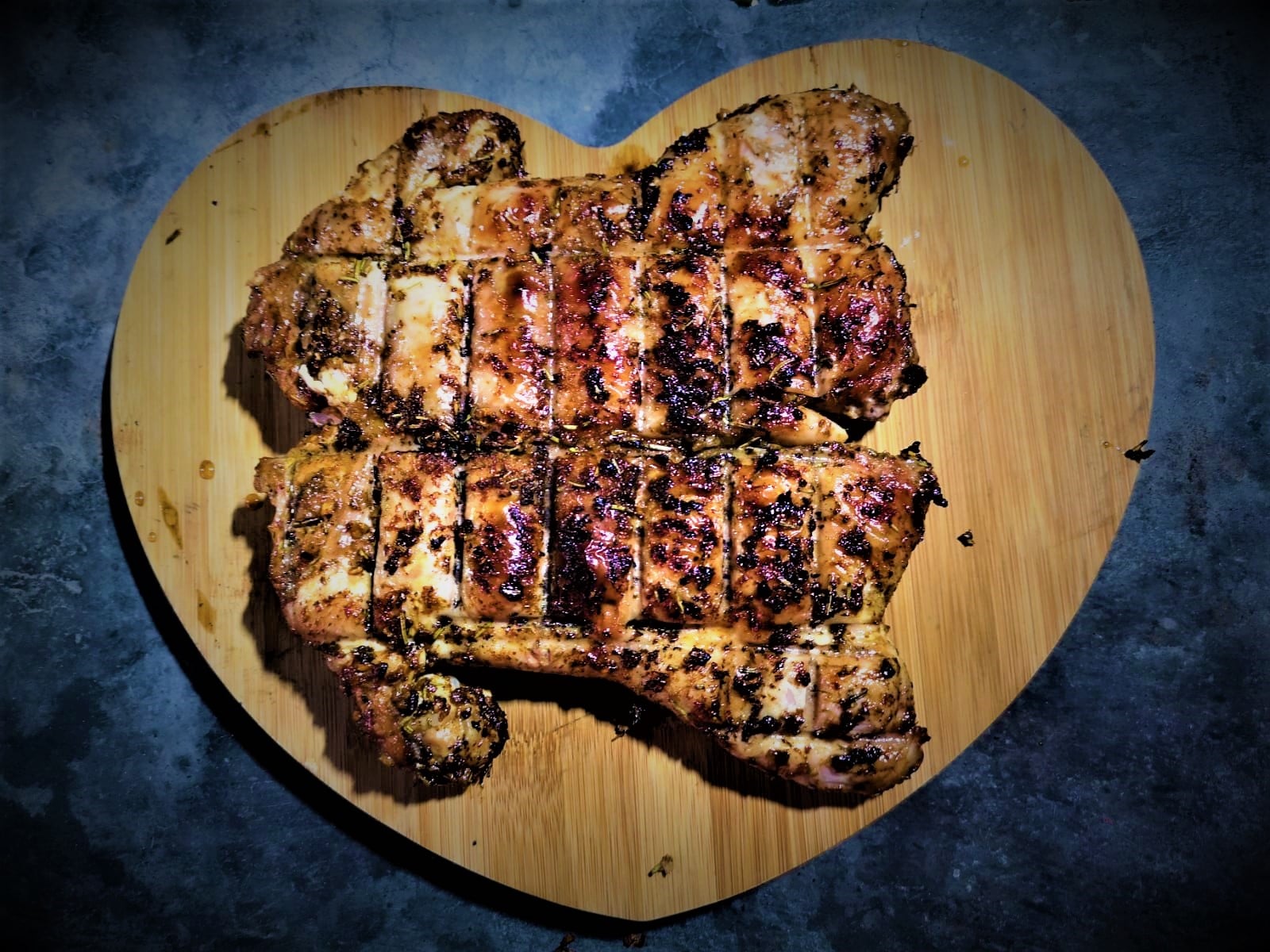 Whole Deboned Chicken (±1kg) Onse Mense