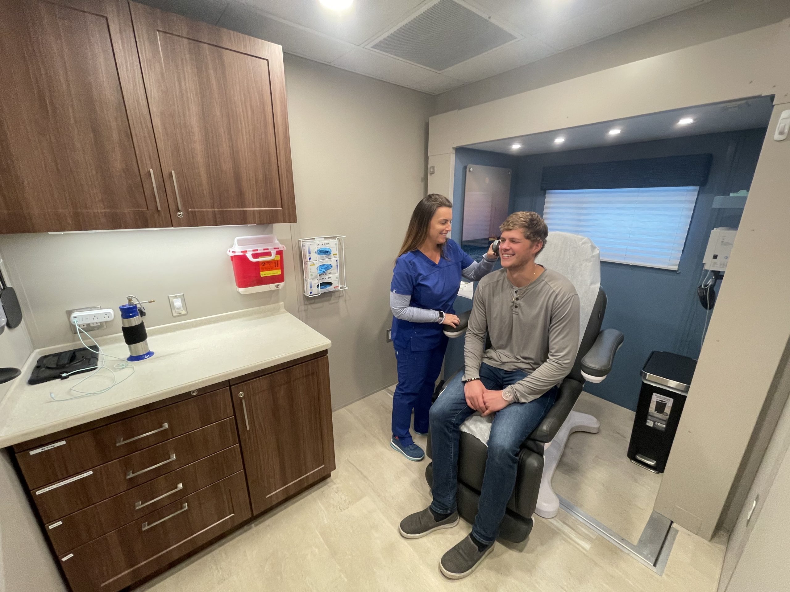 Mobile Dermatology • We Bring Dermatology Directly To You