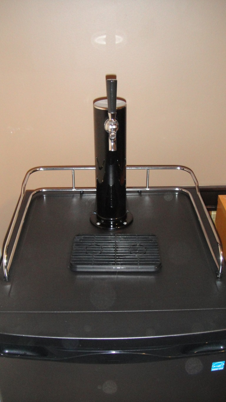 Reviewed Danby DKC146SLDB Keg Cooler Ontario Beverage Network