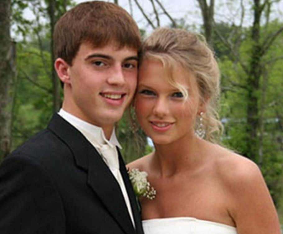 Unbelievable Photos Of Celebrity Relationships From Before They Became